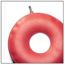 CIAMBELLA PER INVALIDI GONFIABILE IN GOMMA TEAM DELUXE IN SACCHETTO DIAMETRO 43 CM 1 PEZZO - farmasconti.eu