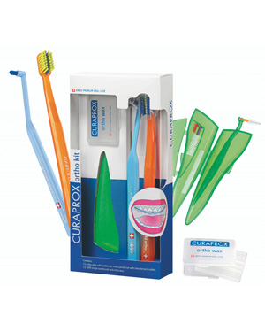 CURAPROX ORTHO KIT 1 SET COMPOSTO DA CS 5460 ORTHO+CS 1009 SINGLE+CPS ORTHO POCKET SET+ORTHO WAX - farmasconti.eu